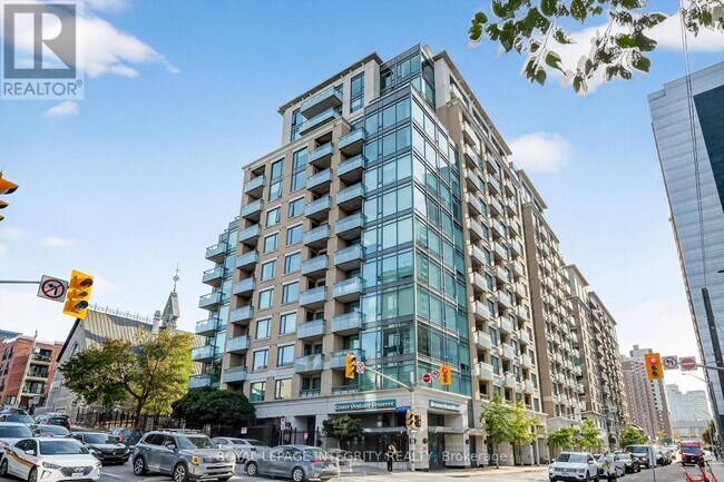 Building Photo - 238-1238 Besserer St