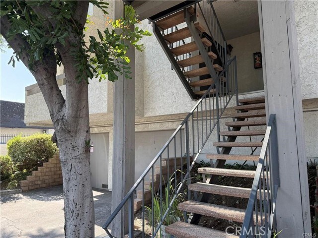 Foto del edificio - 16970 Marygold Ave