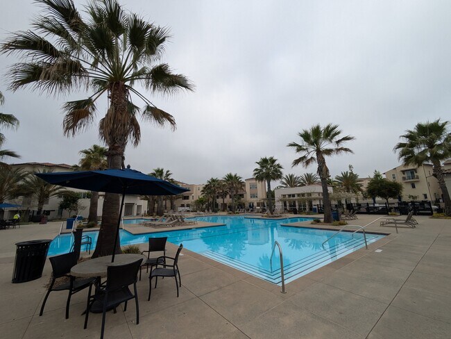 Foto del edificio - 5503 Sandcliff Ln