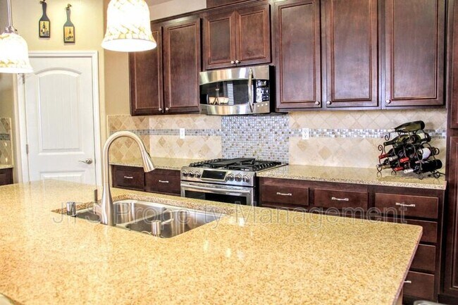 Building Photo - 12353 Canyonlands Dr