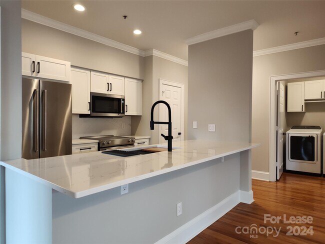 Foto del edificio - 1129 Park West Dr