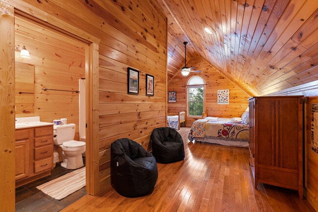 Building Photo - 373 Running Deer Trail