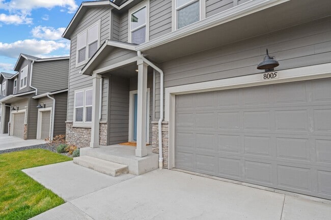 Building Photo - 2022 Built Charming 4-Bedroom Retreat with Scenic Views just 15 minutes west from downtown Spokane