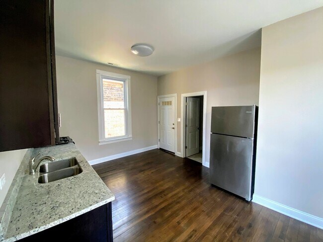 Foto del edificio - 1726 W 19th St