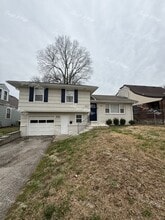 Building Photo - 1827 E 75th Terrace