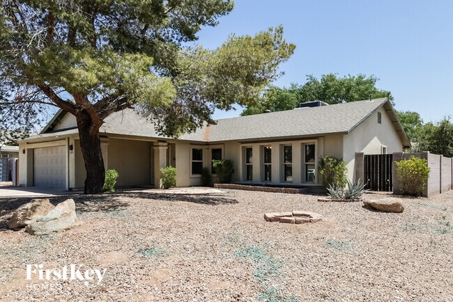 Foto del edificio - 15801 N 47th Ln