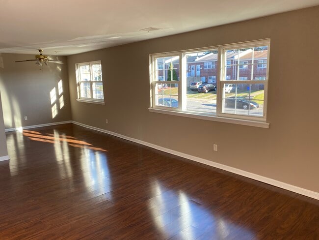 Building Photo - 3312 Glenbrook Pl