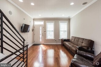 Building Photo - 1303 S Colorado St