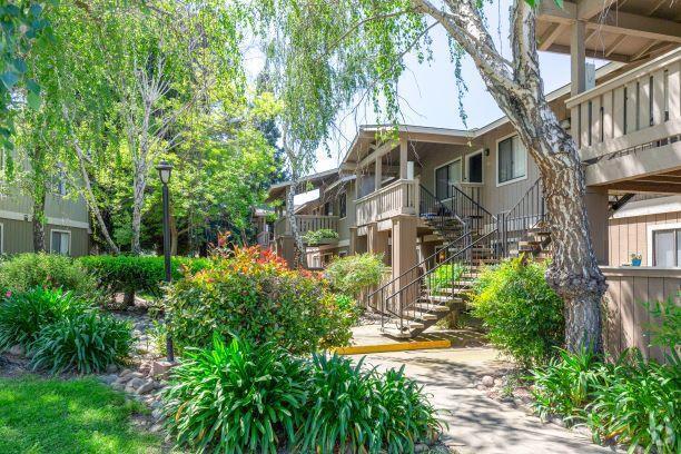 Elegant Exterior View - Bent Tree Apartments