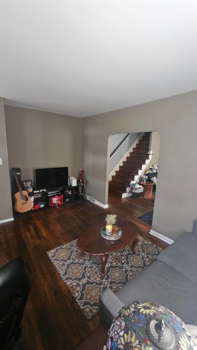 Building Photo - 130 Wilmer St