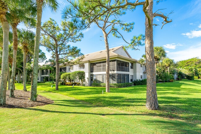 Building Photo - 16939 Isle of Palms Dr
