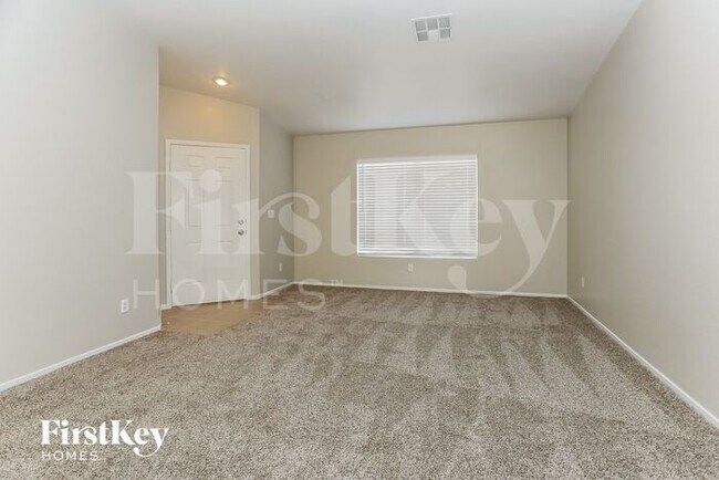 Foto del edificio - 2115 Mountain Rock Ct