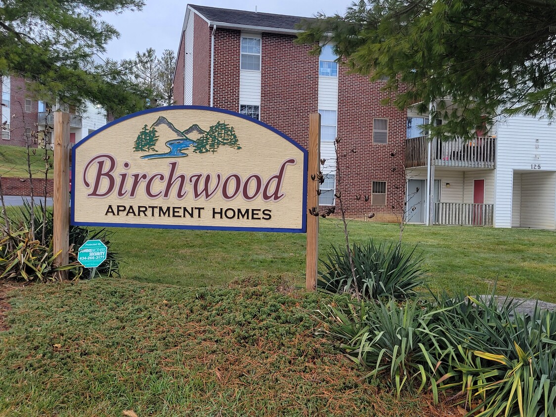 Foto principal - Birchwood Apartment Homes