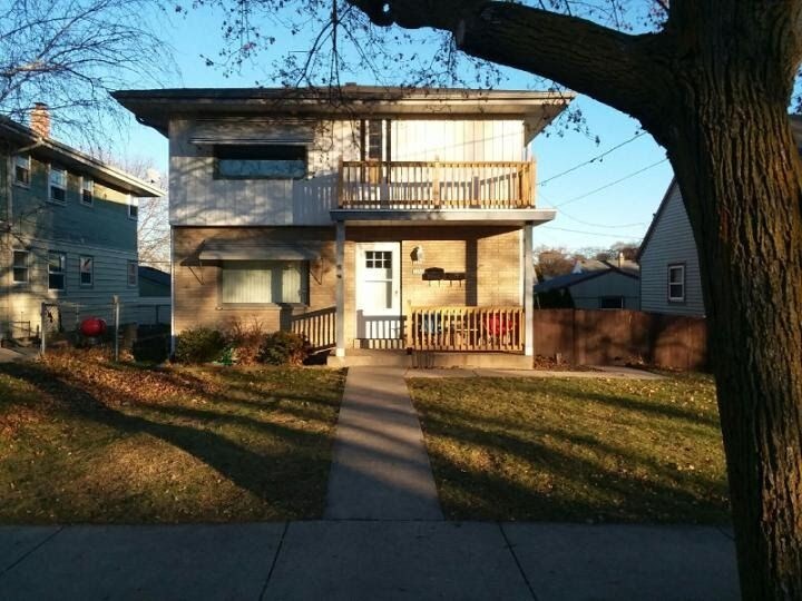 Primary Photo - 3352 S. 84th Street - 3 Bedroom Upper