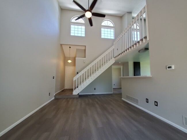 Photo - 9108 W Plymouth Ave Townhome