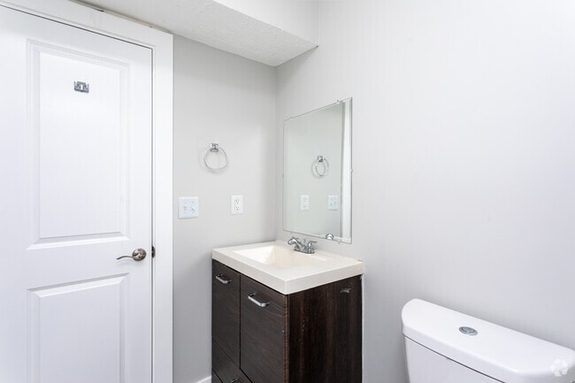 2BR, 1.5BA - 1,105 SF - Nirvana At Glenrose