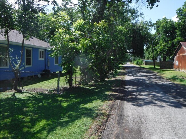 Foto del edificio - 849 Holly St