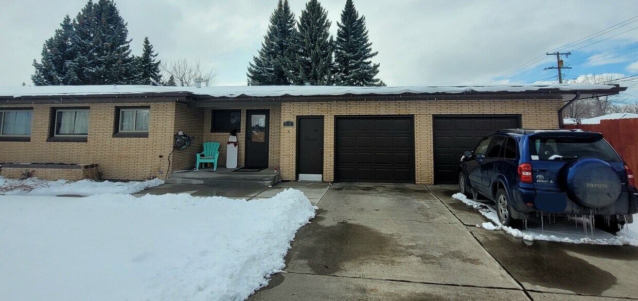 818 40th St S, Great Falls, MT 59405 House for Rent in Great Falls