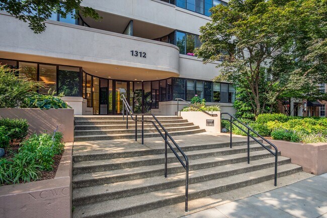 Foto del edificio - 1312 Massachusetts Ave NW
