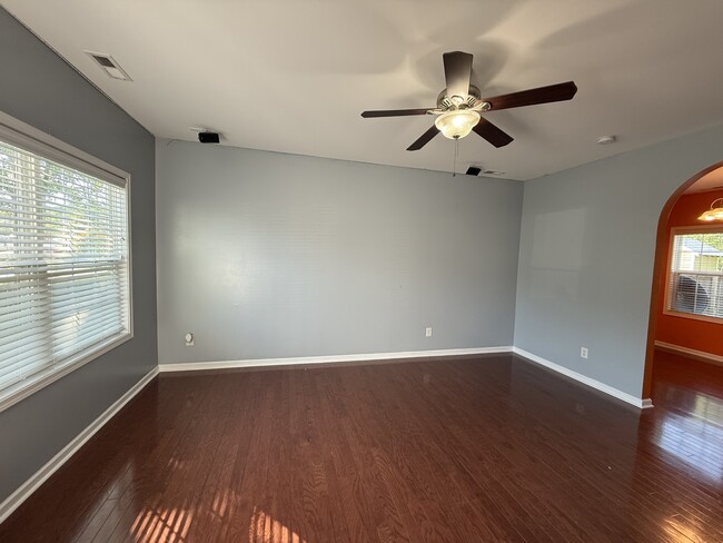 Photo - 4018 Lady Slipper Ln (Durham, NC) House