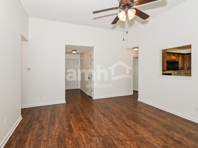 Foto del edificio - 2905 Mount Pleasant S