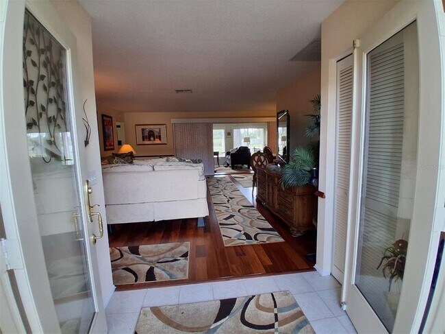 Foto del edificio - 9014 Severn Ln