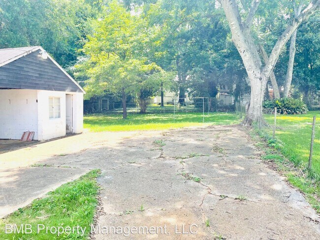 Foto del edificio - 2 br, 1 bath House - 106 Bradley Drive