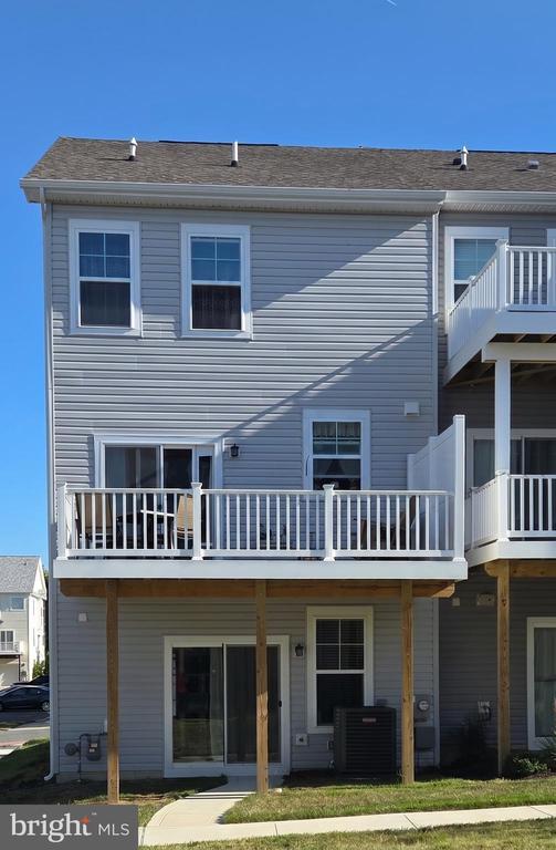 Building Photo - 301 Shipyard Dr