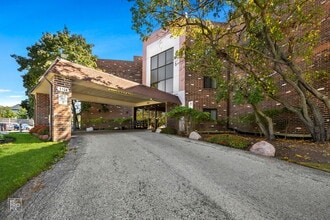 Building Photo - 1108 Castilian Ct