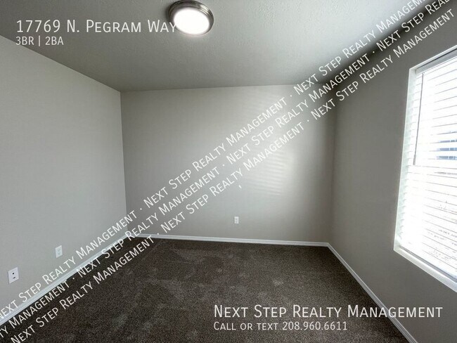 Foto del edificio - 3 Bed 2 Bath House in Nampa - NO SECURITY ...