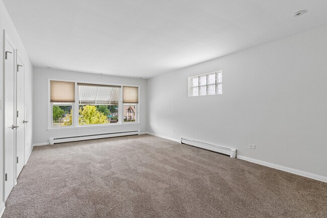 Foto del edificio - 915 N Northwest Hwy