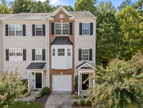 Building Photo - 2758 Wyntercrest Ln