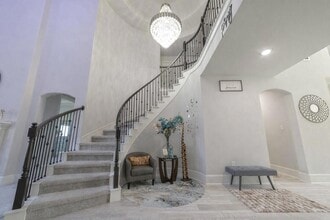 Building Photo - 17821 Limestone Spring Ln