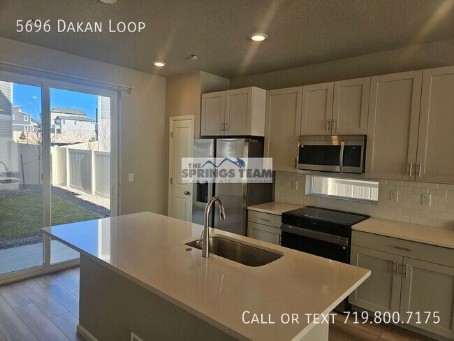 Building Photo - 5696 Dakan Lp