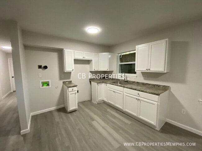 Building Photo - 4644 Huckleberry Cove