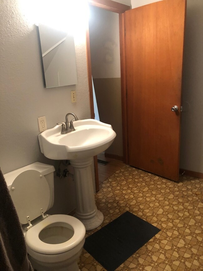 Foto del edificio - 1231 SE 8th St