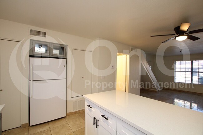Foto del edificio - 3491 N Arizona Ave
