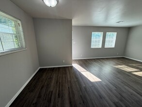 Building Photo - 4614 Rolling Ridge Ct