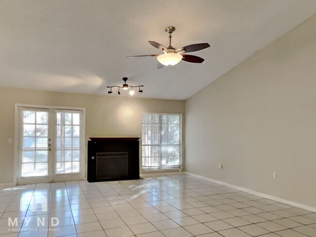 Foto del edificio - 9150 Park Trail