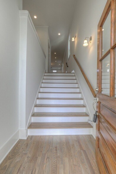 Foto del edificio - 439 36th Ave N