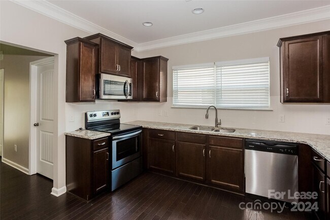 Foto del edificio - 288 Harrison Ln