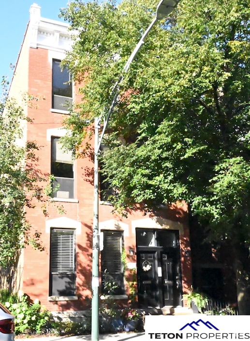 Building Photo - 1712 N Bissell St