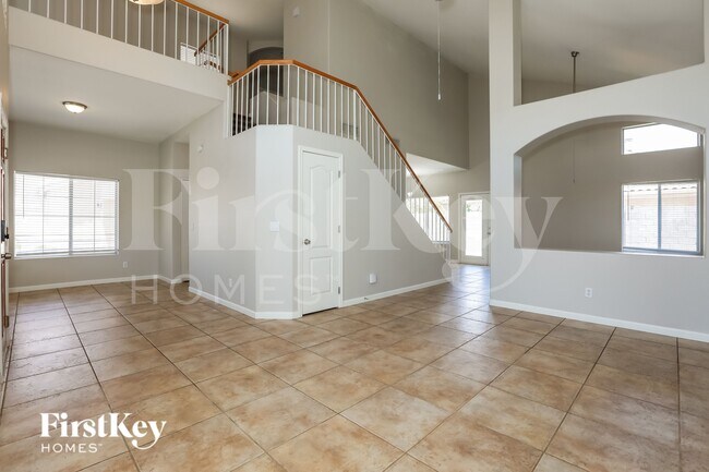 Foto del edificio - 4906 E Brown Rd