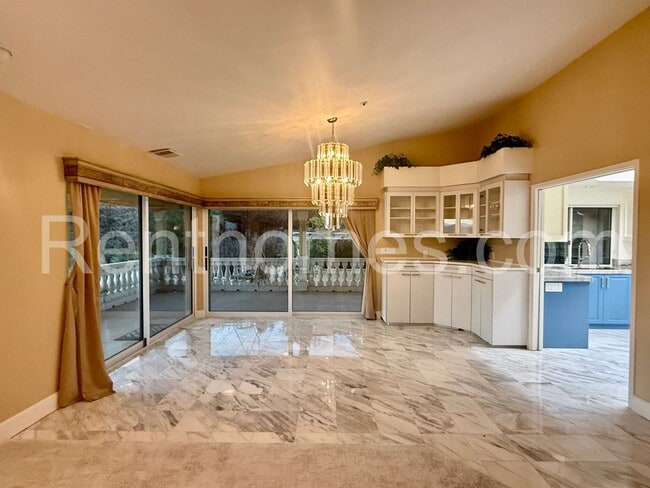 Building Photo - 4204 Explorer Ct