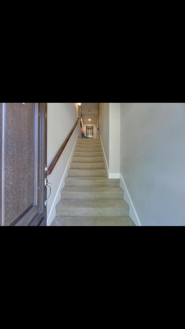 Foto del edificio - 1562 Biltmore Ln