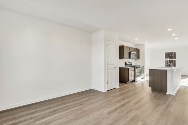 Building Photo - 865 Briar Gln Ct
