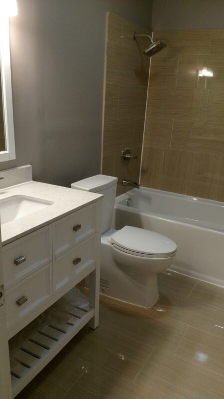 Foto del edificio - 3221 Windbluff Dr
