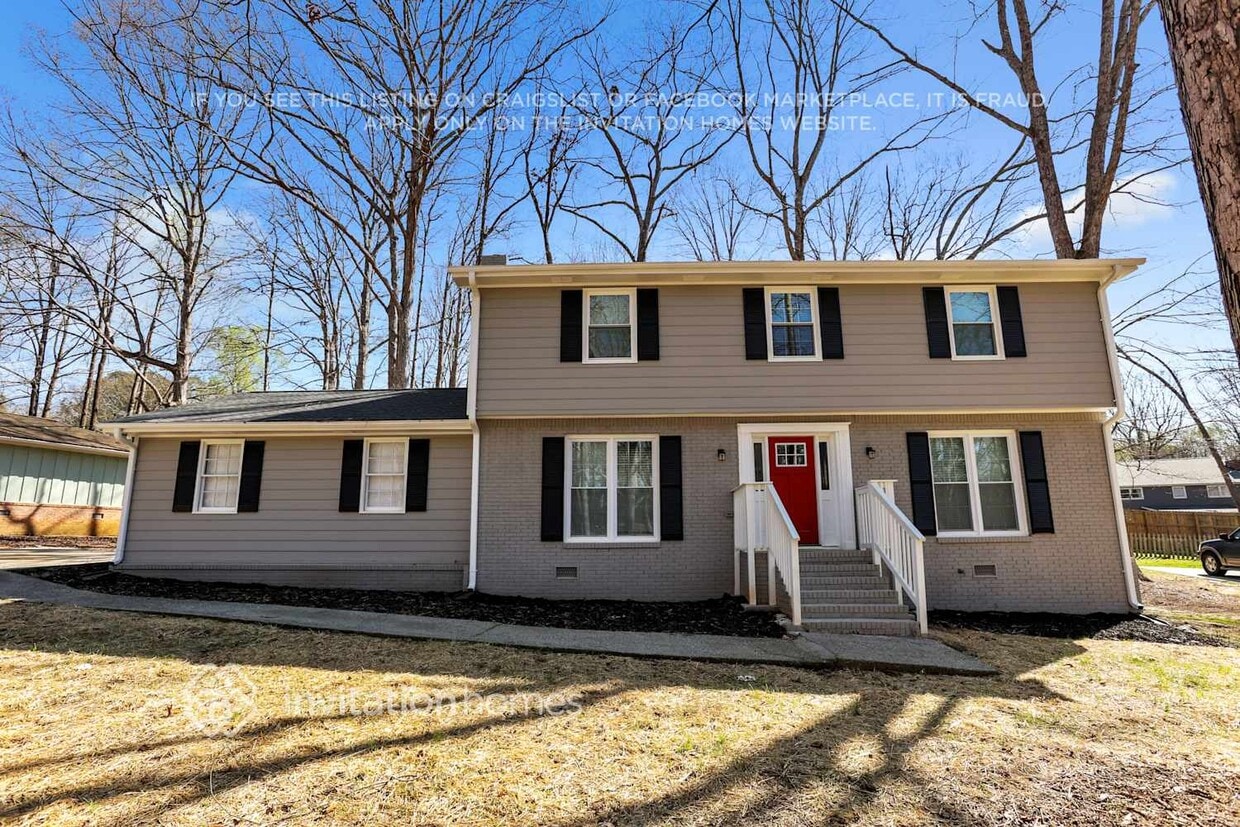 Primary Photo - 841 Sugar Creek Way SE