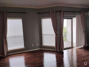 Building Photo - 6000 Shepherd Mountain Cove