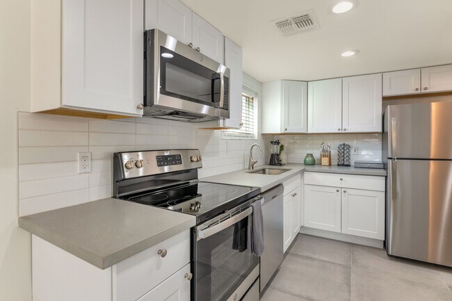Foto del edificio - 2610 N 24th St